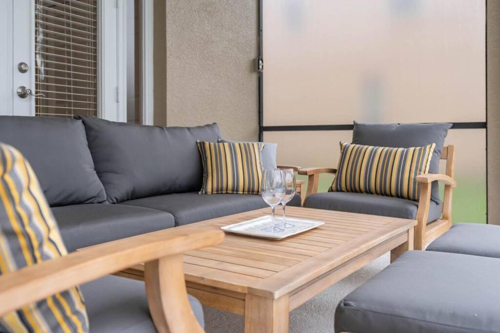 Lakeview W/8 Bedroom 5 Kingsuite 3 Miles To Disney 키시미 외부 사진