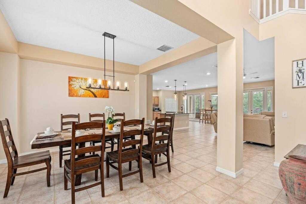 Lakeview W/8 Bedroom 5 Kingsuite 3 Miles To Disney 키시미 외부 사진