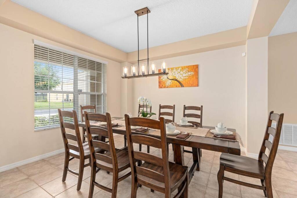 Lakeview W/8 Bedroom 5 Kingsuite 3 Miles To Disney 키시미 외부 사진